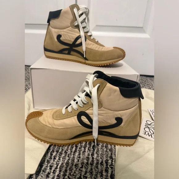 Loewe Beige, White & Black Retro Runner Sneakers High Top size 38 full set - Picture 6 of 10
